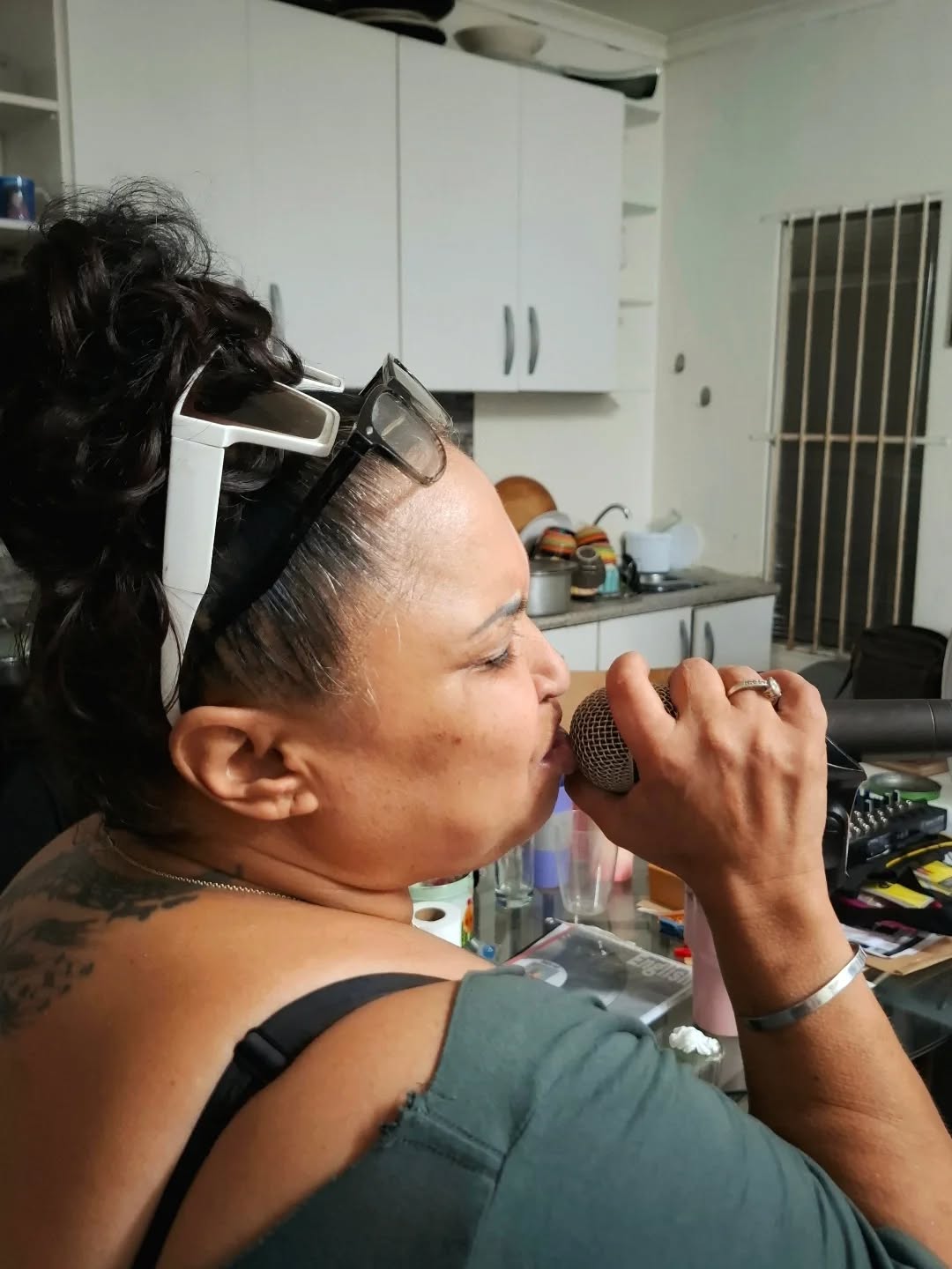 About rehearsal last night for our TINA'S TURN show on Friday night at @thedramafactory in Strand. It was HOT Hot hot 🔥 but we got through. Hide away from the heat this week, if you can. But we'll see our fabulous audience on Friday for a sizzling hot show!

#Ramaine #music #rehearsals #rtists #happiness